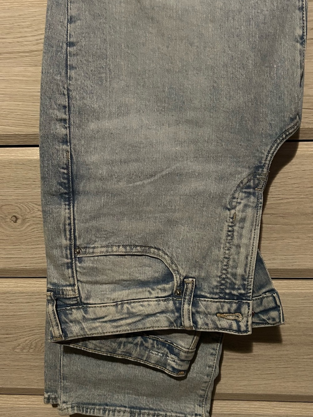 Light wash high waisted women Denim Jeans